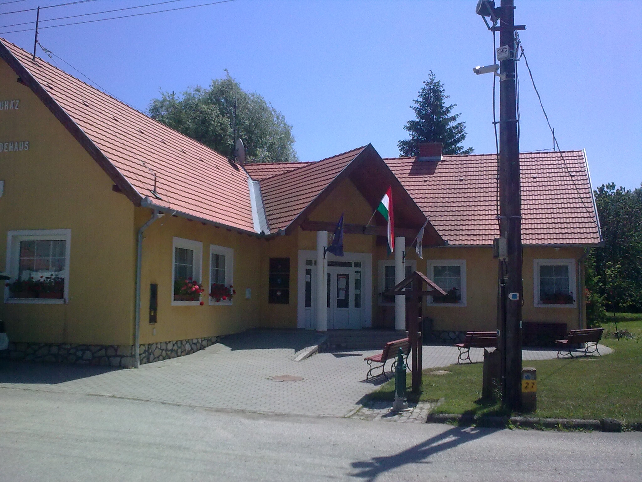 Németbánya Községi Könyvtár 